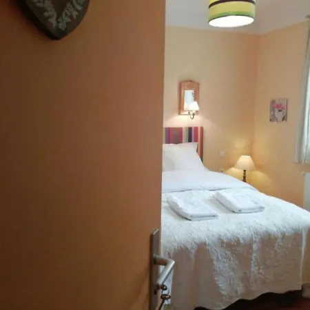St Martin Du Canigou Et Table D'hotes De Charme 3* Casteil